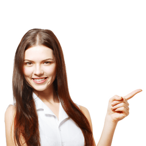 Femme présentent des liens. 